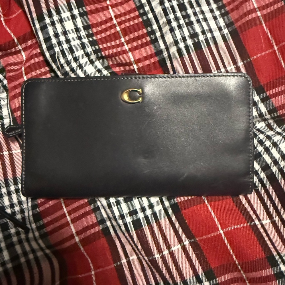 Coach Black Leather Wallet with Gold Zipper